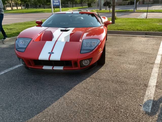 Ford GT