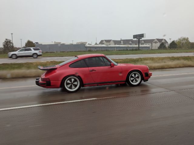 Love seeing Porsches!!