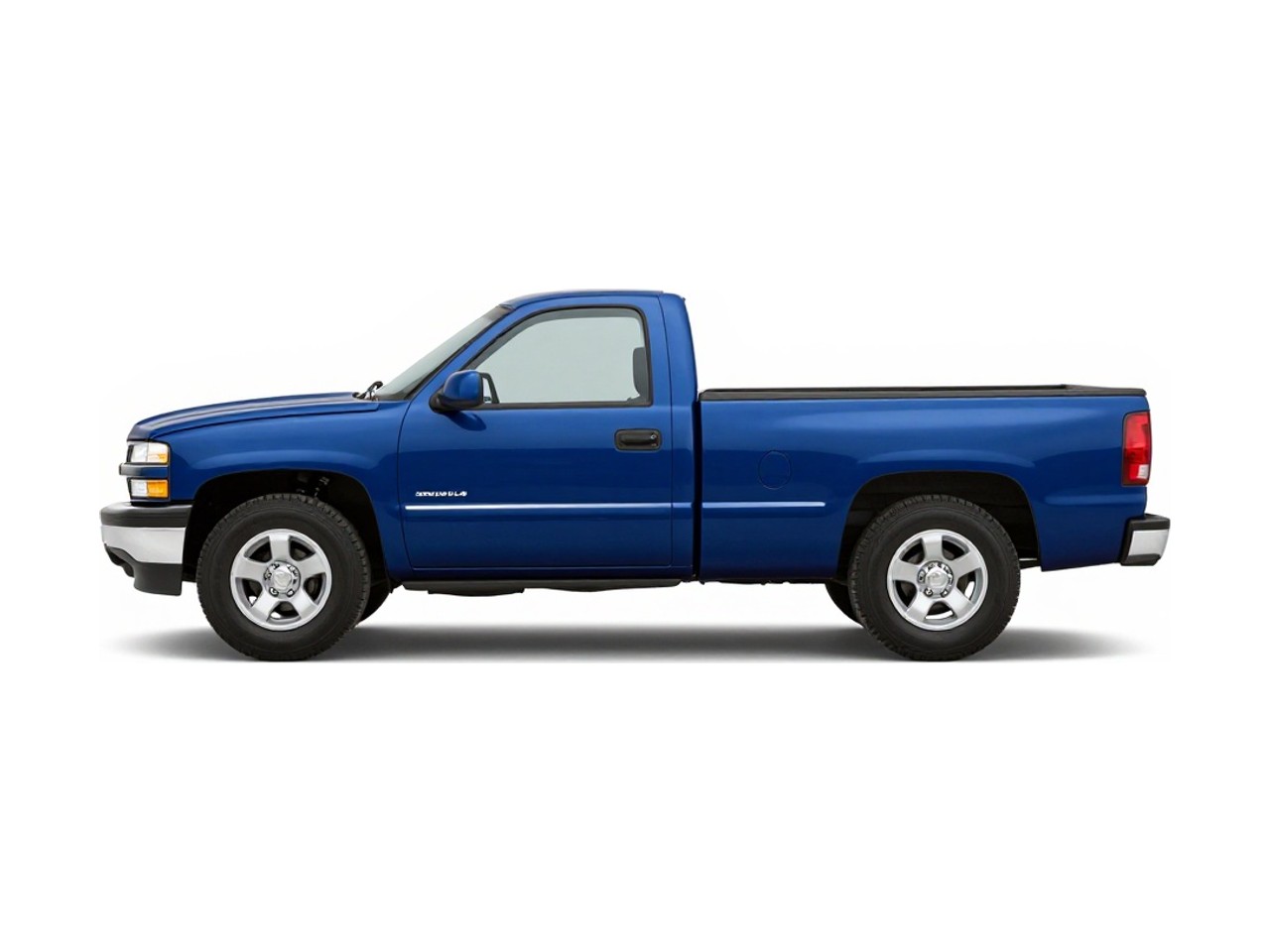 https://img.cruz.com/stock/2000/chevrolet/2000-chevrolet-silverado-2500-ls-indigo-blue-metallic