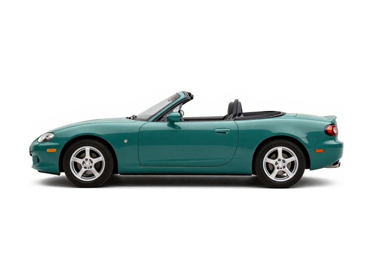 https://img.cruz.com/stock/2002/mazda/2002-mazda-mx-5-miata-ls-convertible-emerald-mica