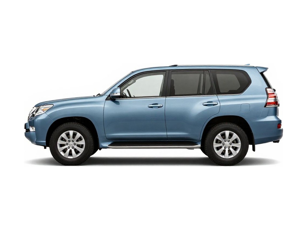 https://img.cruz.com/stock/2004/lexus/2004-lexus-gx-470-base-ash-blue-mica
