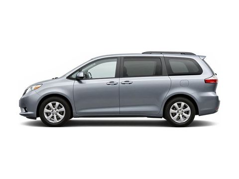 2004 Toyota Sienna XLE 7 Passenger Photo