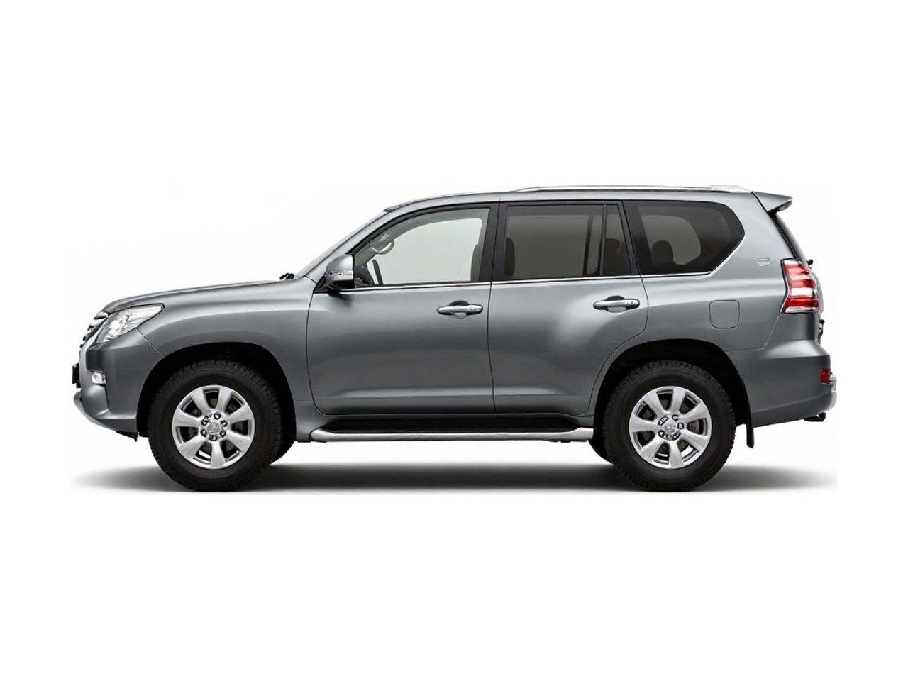 https://img.cruz.com/stock/2005/lexus/2005-lexus-gx-470-base-silver-pine-metallic