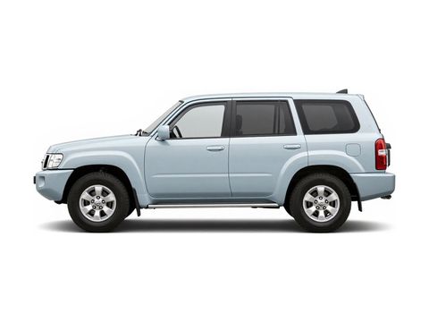 2005 Nissan Armada SE Photo