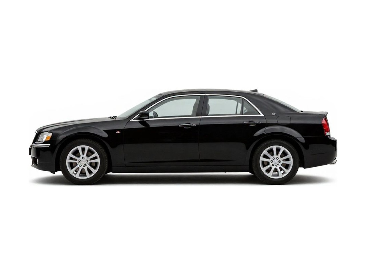https://img.cruz.com/stock/2006/chrysler/2006-chrysler-300-base-brilliant-black-crystal-pearlcoat