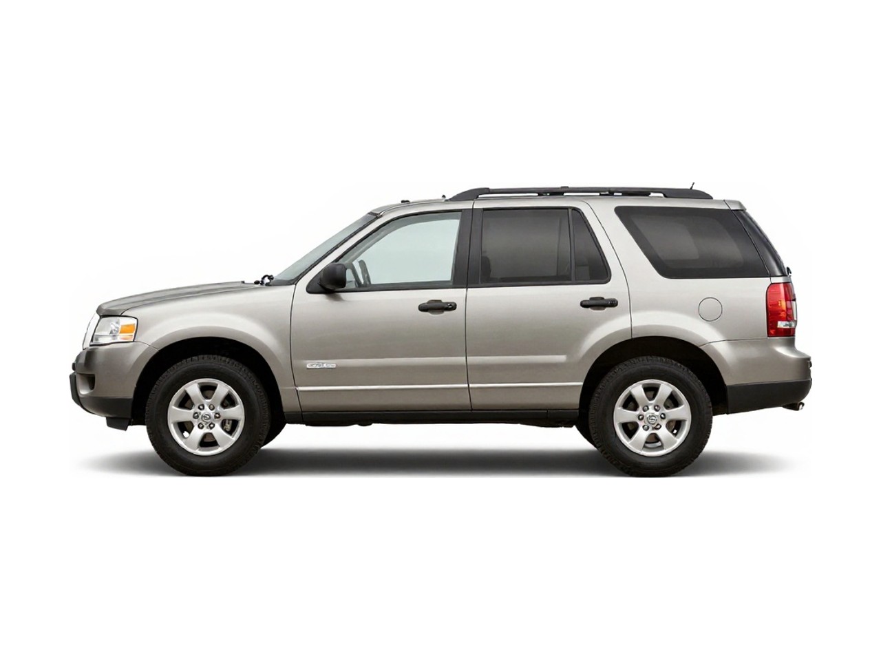 https://img.cruz.com/stock/2006/ford/2006-ford-explorer-xlt-silver-birch-clearcoat-metallic