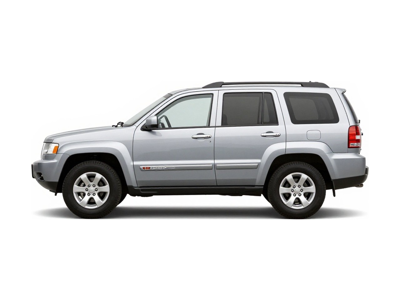 https://img.cruz.com/stock/2006/jeep/2006-jeep-commander-limited-bright-silver-metallic-clearcoat