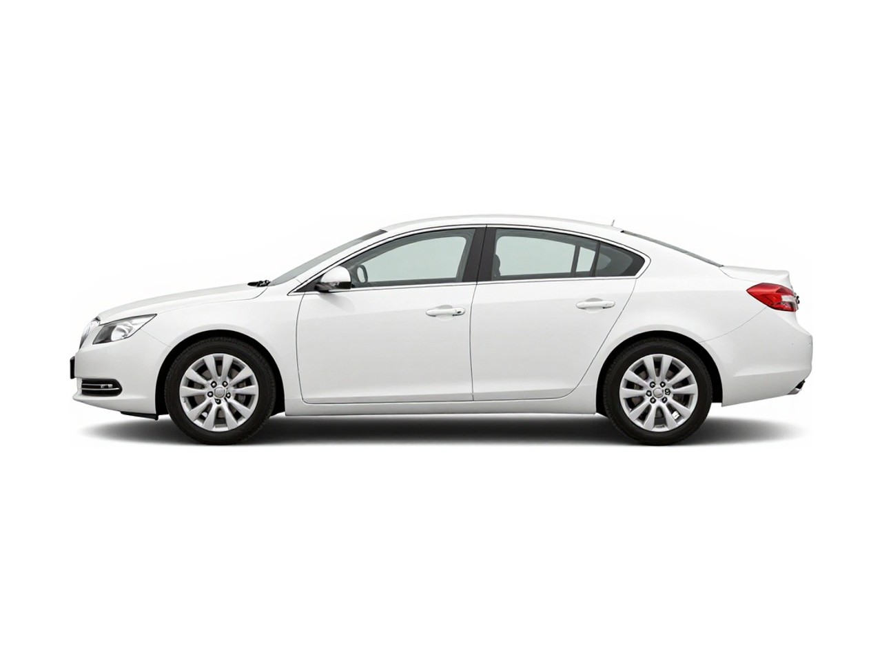 https://img.cruz.com/stock/2007/buick/2007-buick-lacrosse-cx-white-opal