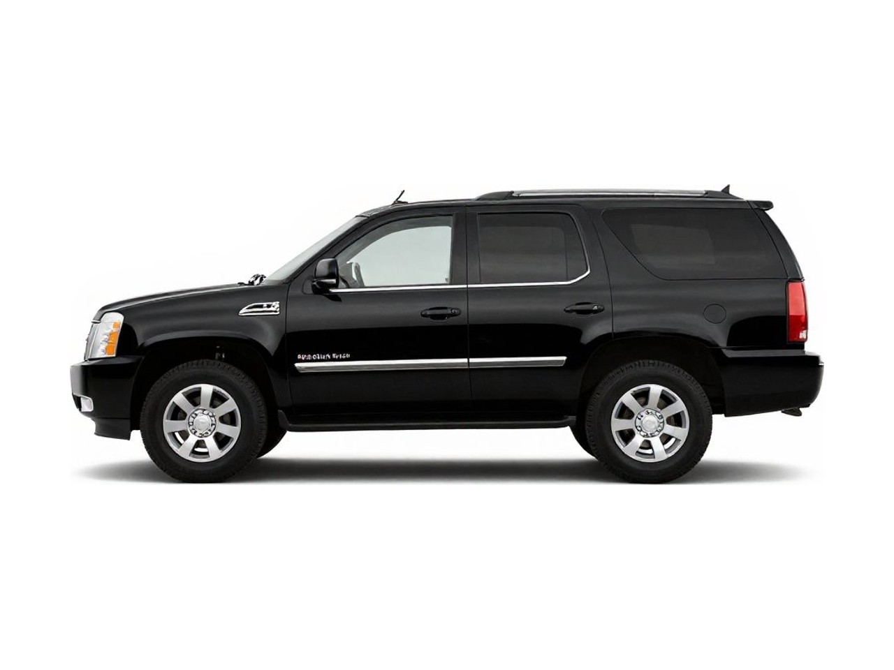 https://img.cruz.com/stock/2007/cadillac/2007-cadillac-escalade-esv-base-black-raven