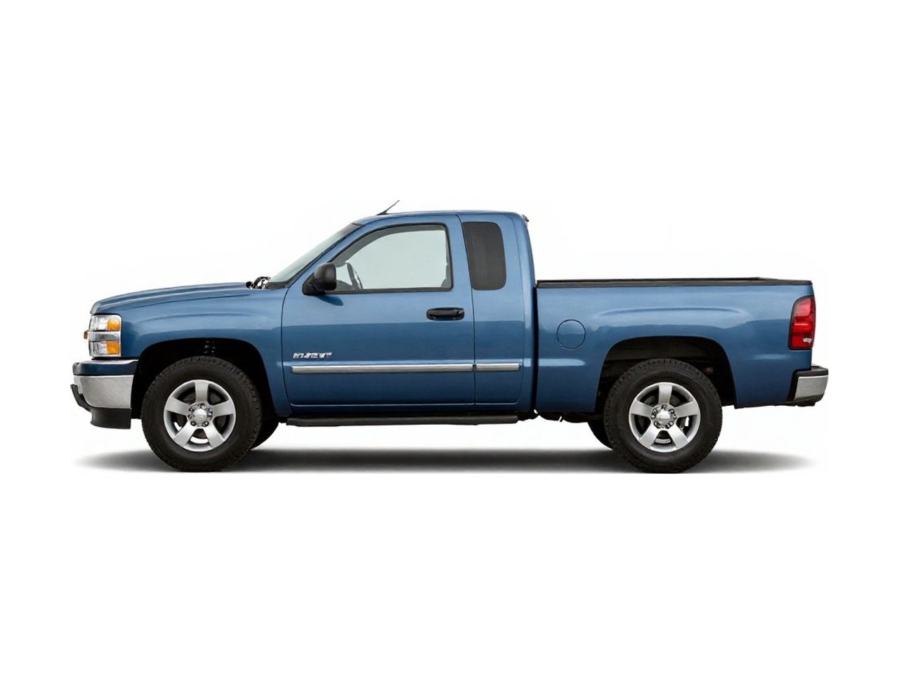 https://img.cruz.com/stock/2007/chevrolet/2007-chevrolet-silverado-1500-lt1-blue-granite-metallic