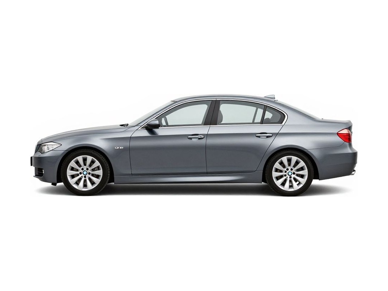 https://img.cruz.com/stock/2008/bmw/2008-bmw-5-series-528i-space-gray-metallic