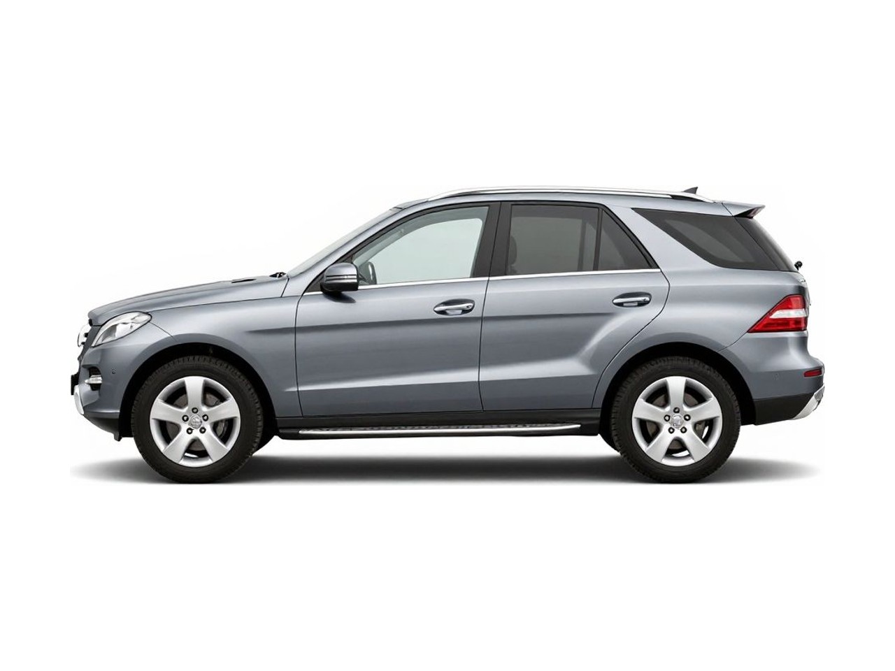https://img.cruz.com/stock/2009/mercedes-benz/2009-mercedes-benz-m-class-ml-350-4matic-pewter-metallic