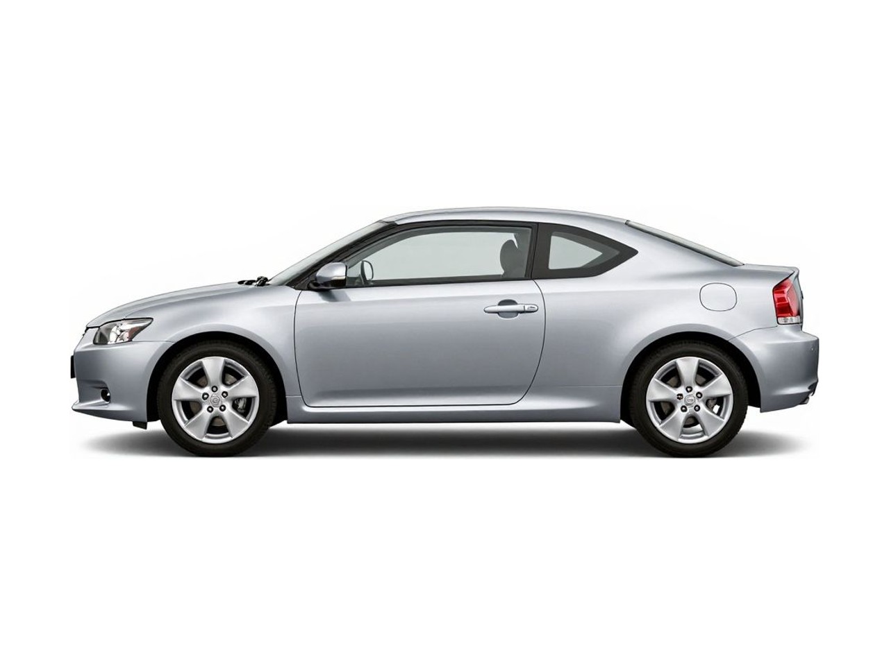 https://img.cruz.com/stock/2009/scion/2009-scion-tc-base-classic-silver-metallic