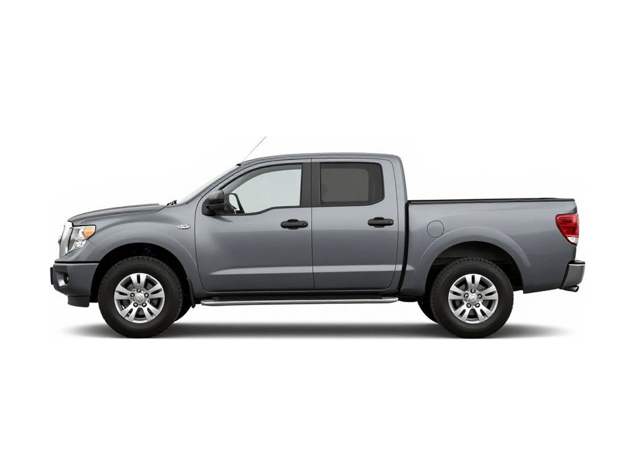 https://img.cruz.com/stock/2010/nissan/2010-nissan-titan-se-smoke