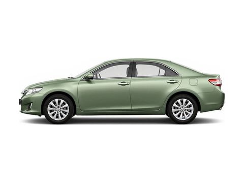 2010 Toyota Camry LE Photo
