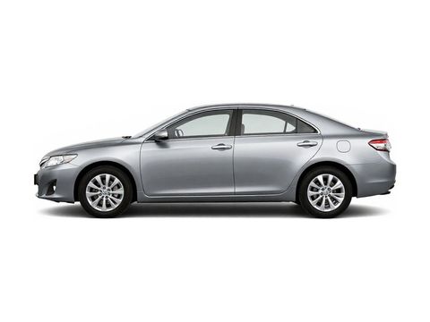 2010 Toyota Camry LE Photo