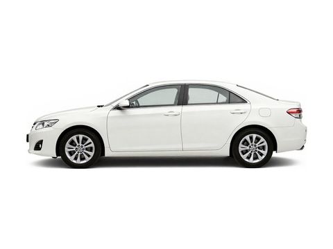 2010 Toyota Camry LE Photo