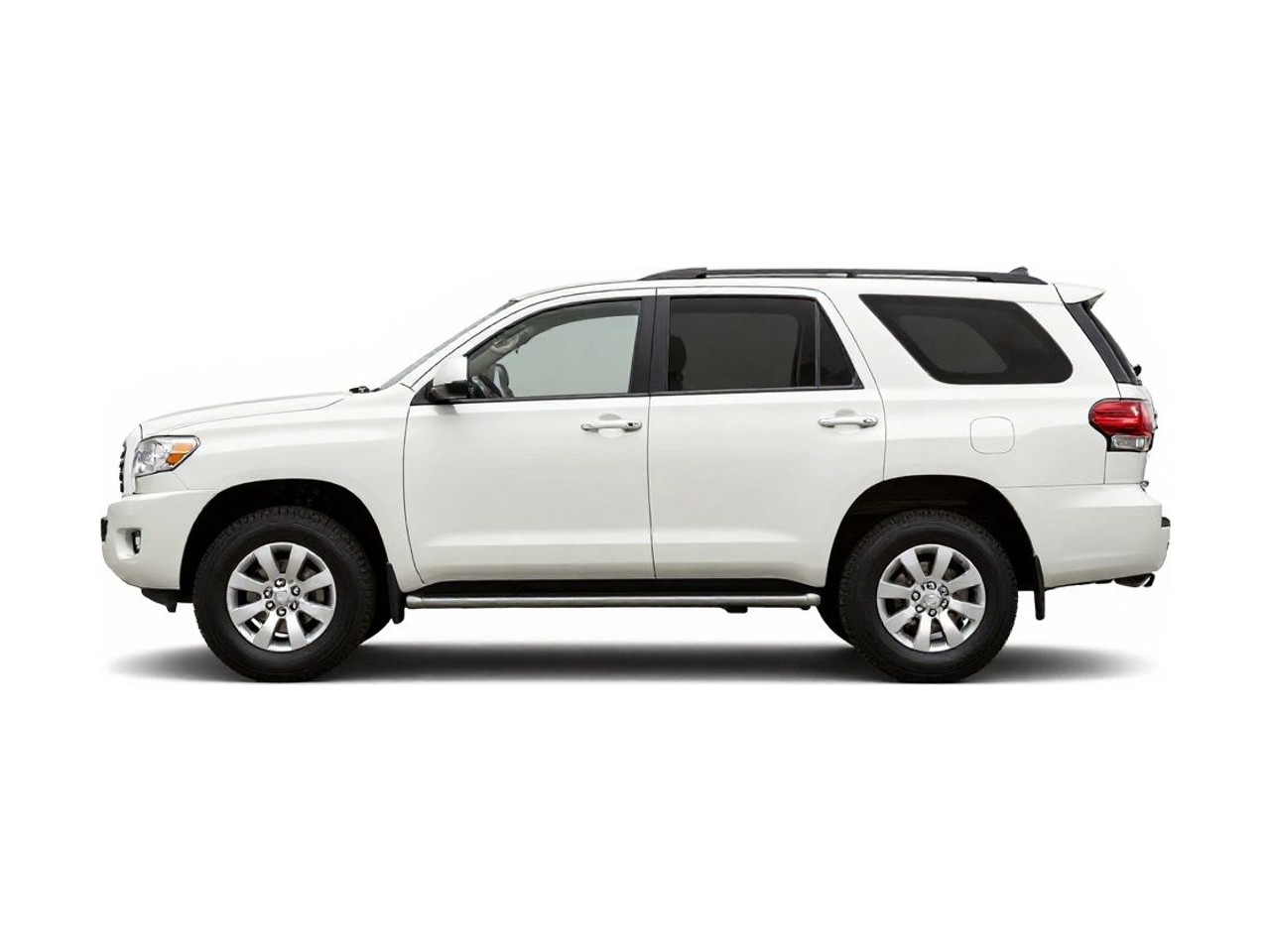 https://img.cruz.com/stock/2010/toyota/2010-toyota-sequoia-platinum-blizzard-pearl