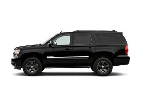 2011 Chevrolet Suburban LS Photo