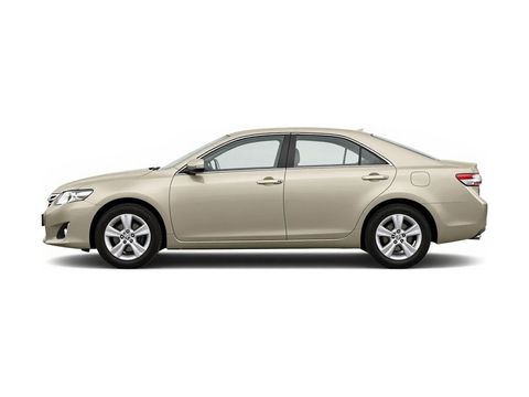 2011 Toyota Camry LE Photo