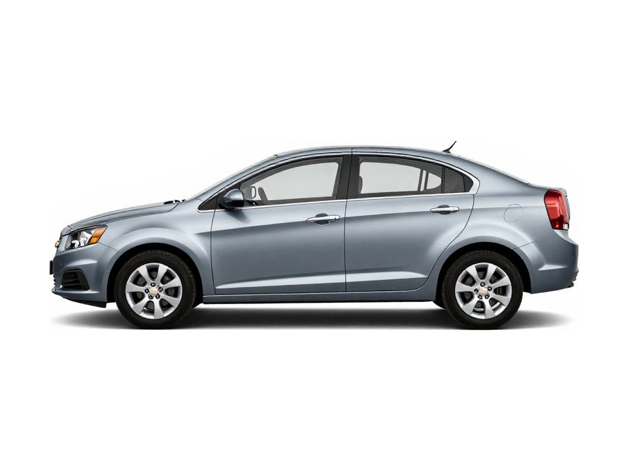 https://img.cruz.com/stock/2012/chevrolet/2012-chevrolet-sonic-ls-silver-ice-metallic