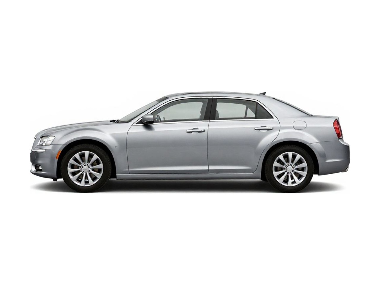 https://img.cruz.com/stock/2012/chrysler/2012-chrysler-200-lx-bright-silver-metallic-clear-coat