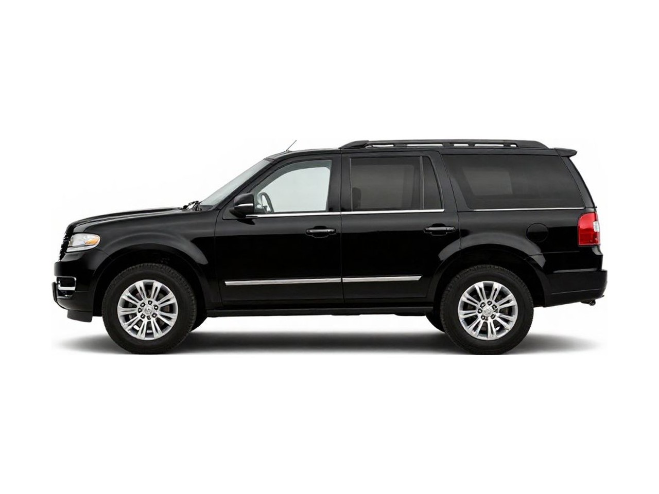 https://img.cruz.com/stock/2013/lincoln/2013-lincoln-navigator-base-tuxedo-black