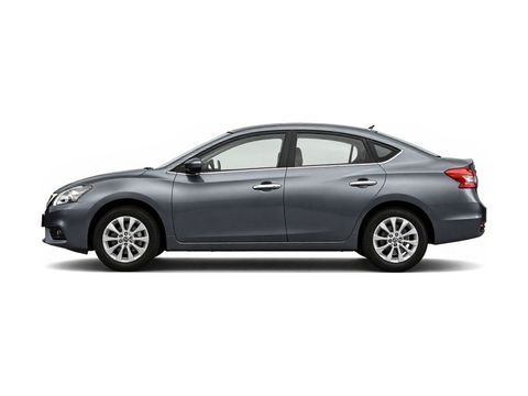 2013 Nissan Sentra SR Photo