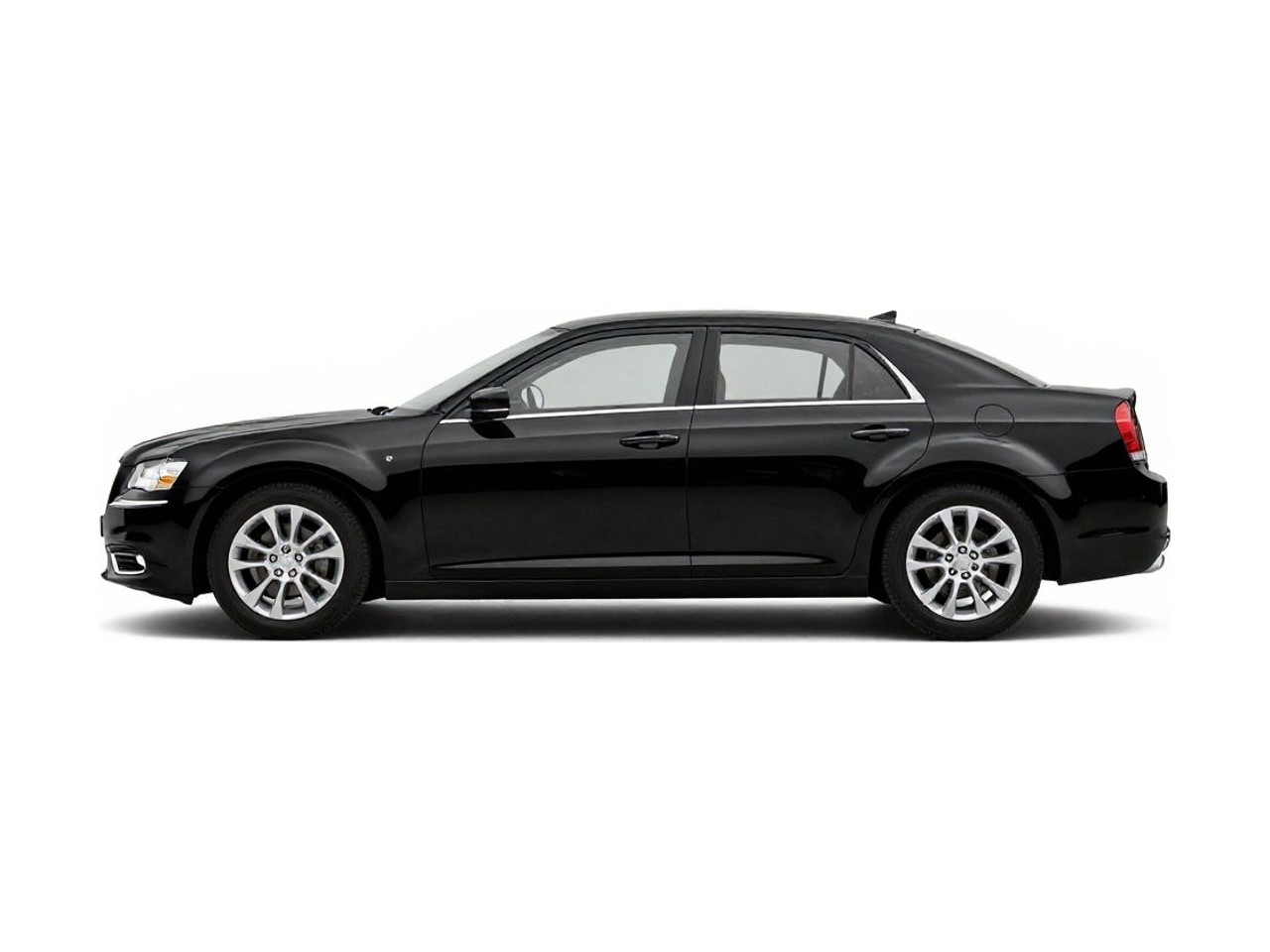 https://img.cruz.com/stock/2014/chrysler/2014-chrysler-200-limited-black-clear-coat