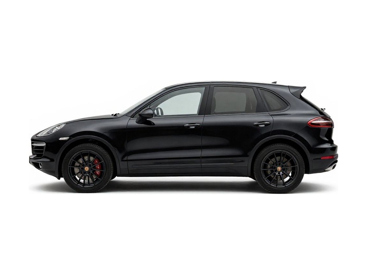 https://img.cruz.com/stock/2014/porsche/2014-porsche-cayenne-gts-black