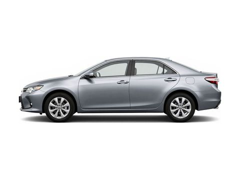 2014 Toyota Camry SE Sport Photo