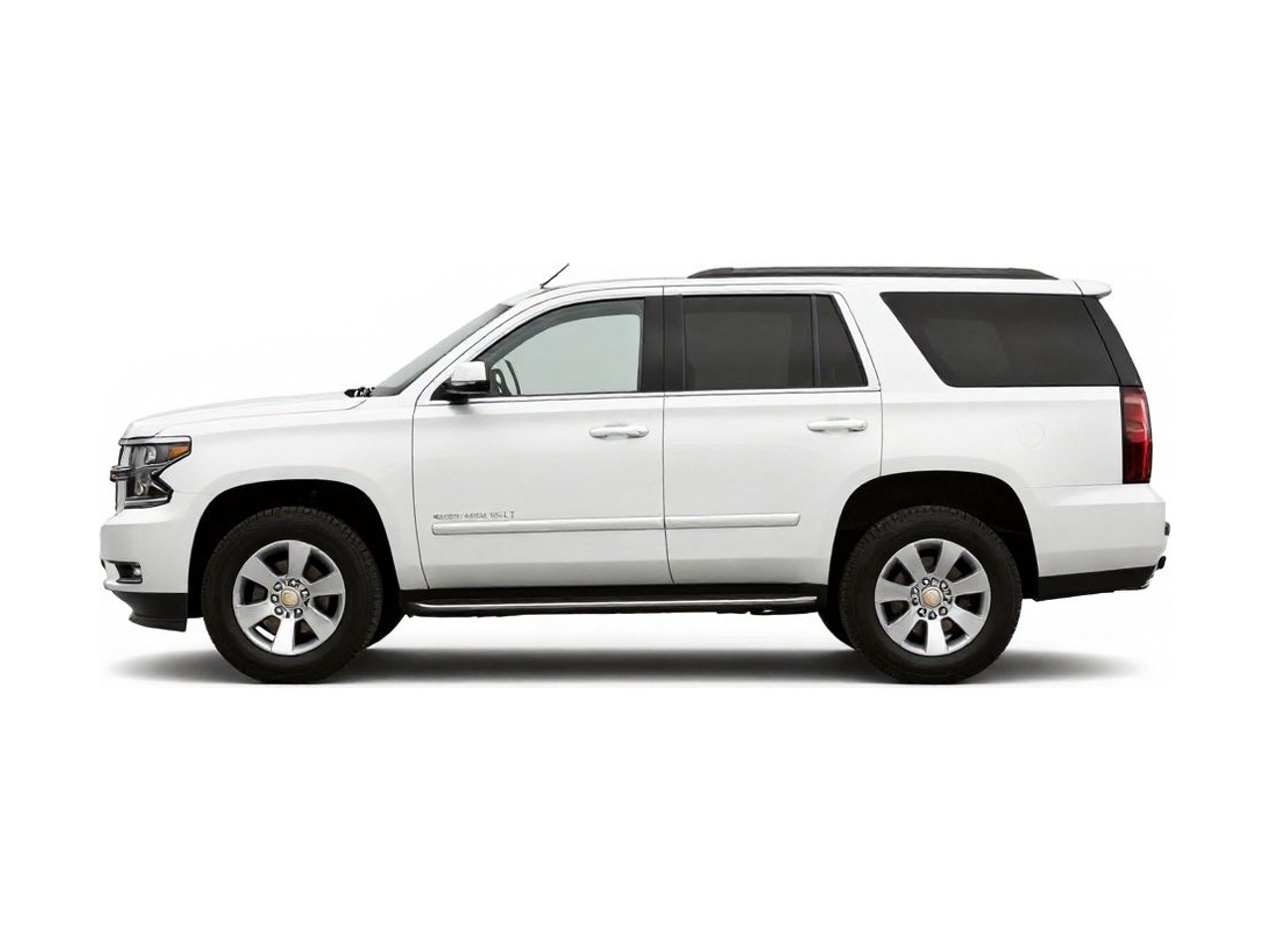 https://img.cruz.com/stock/2015/chevrolet/2015-chevrolet-tahoe-lt-summit-white