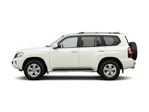 2015 Nissan Armada SL Photo