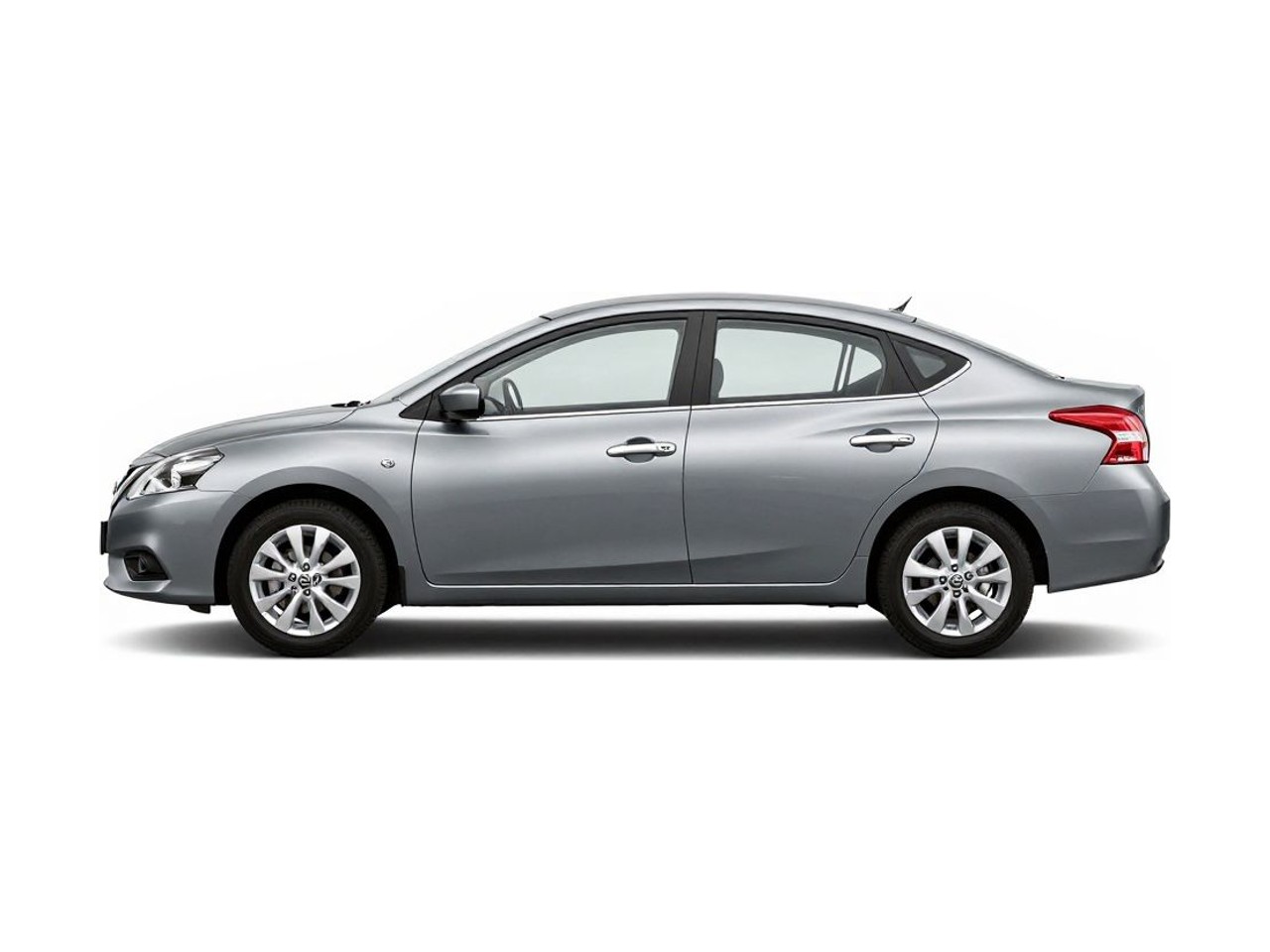 https://img.cruz.com/stock/2015/nissan/2015-nissan-versa-1.6-s-plus-brilliant-silver