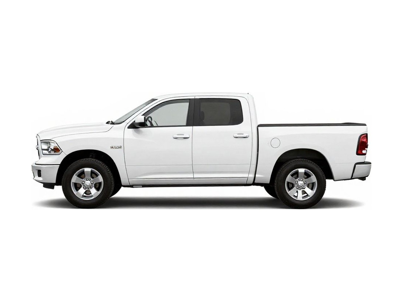 https://img.cruz.com/stock/2015/ram/2015-ram-1500-laramie-limited-bright-white-clear-coat