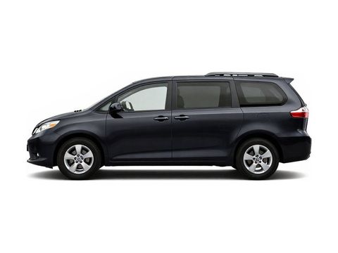 2015 Toyota Sienna L 7-Passenger Photo