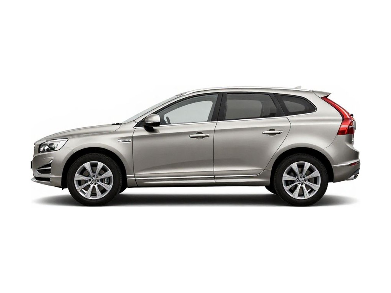 https://img.cruz.com/stock/2015/volvo/2015-volvo-xc60-t6-premier-plus-bright-silver-metallic