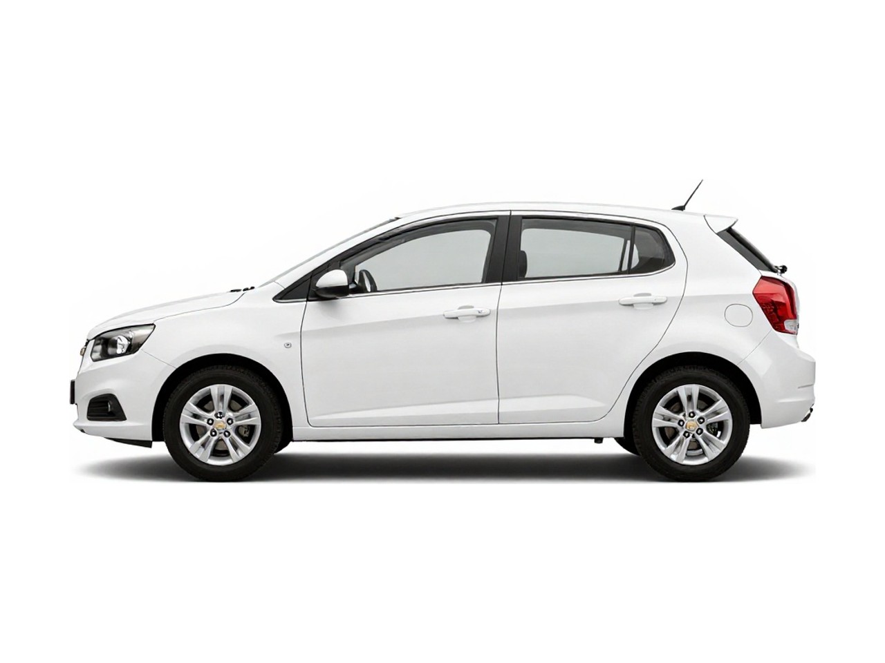 https://img.cruz.com/stock/2016/chevrolet/2016-chevrolet-sonic-lt-auto-summit-white