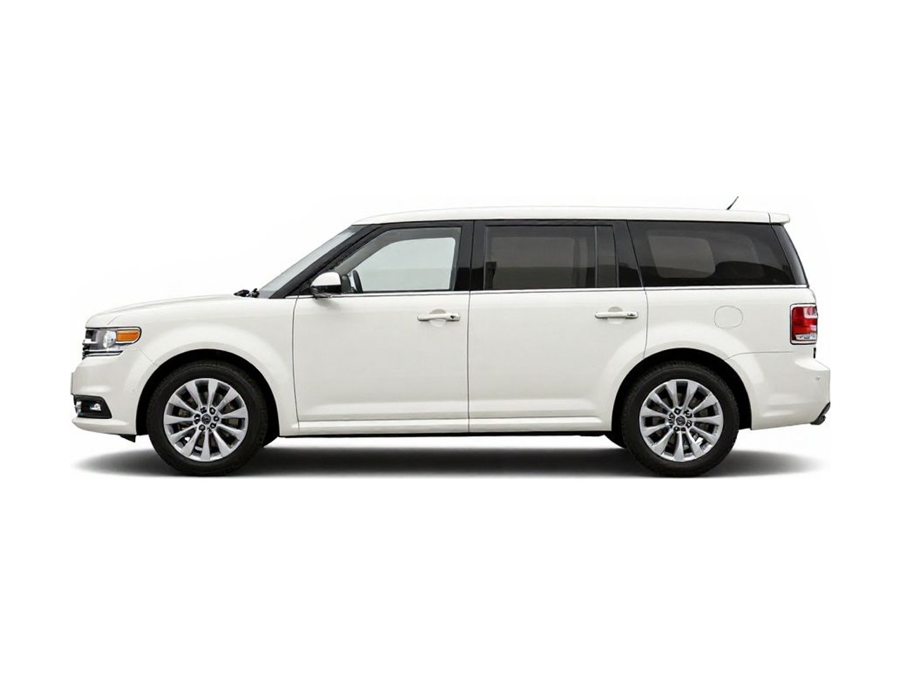 https://img.cruz.com/stock/2016/ford/2016-ford-flex-limited-oxford-white