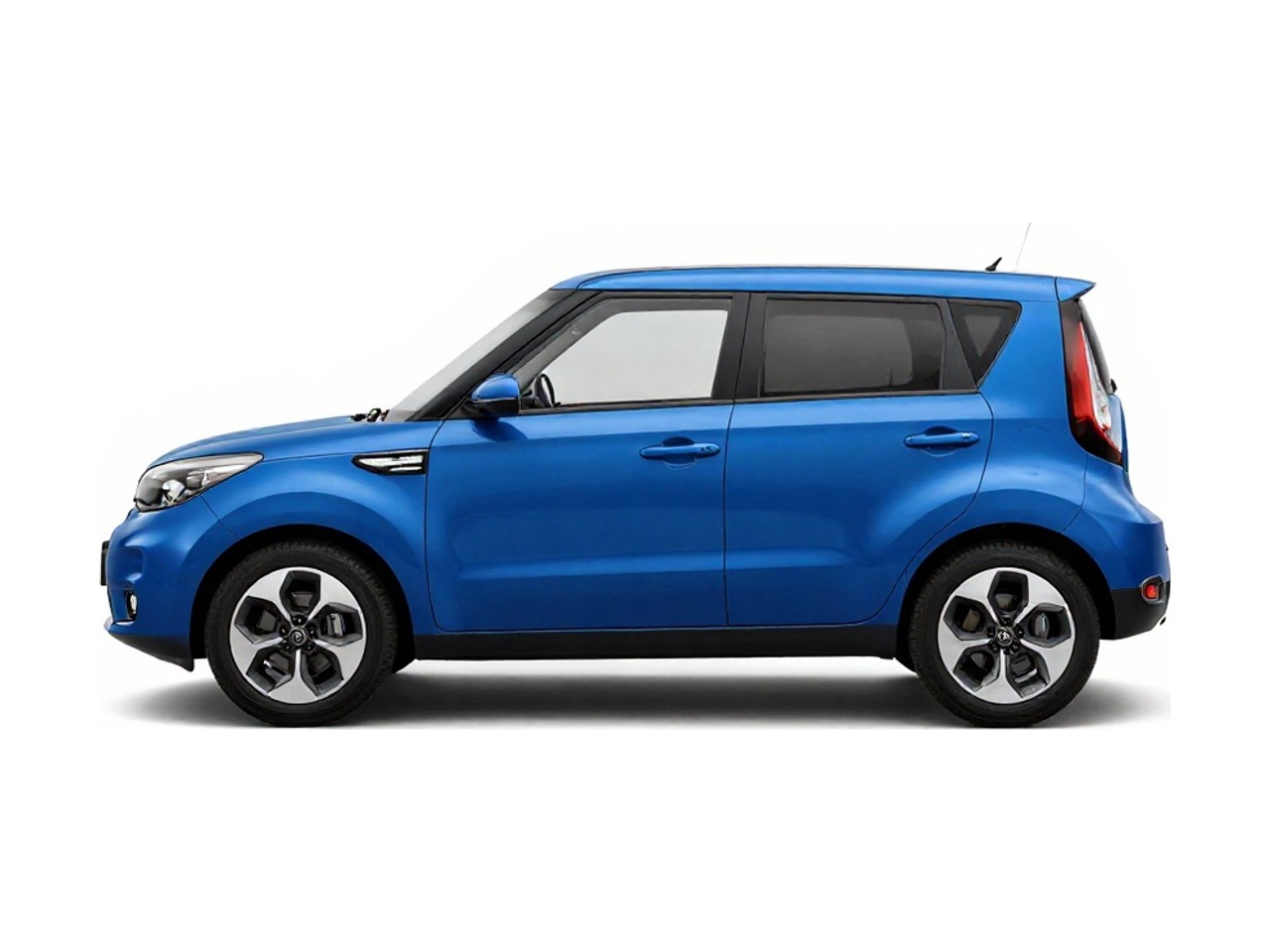 https://img.cruz.com/stock/2016/kia/2016-kia-soul-%2B-fathom-blue