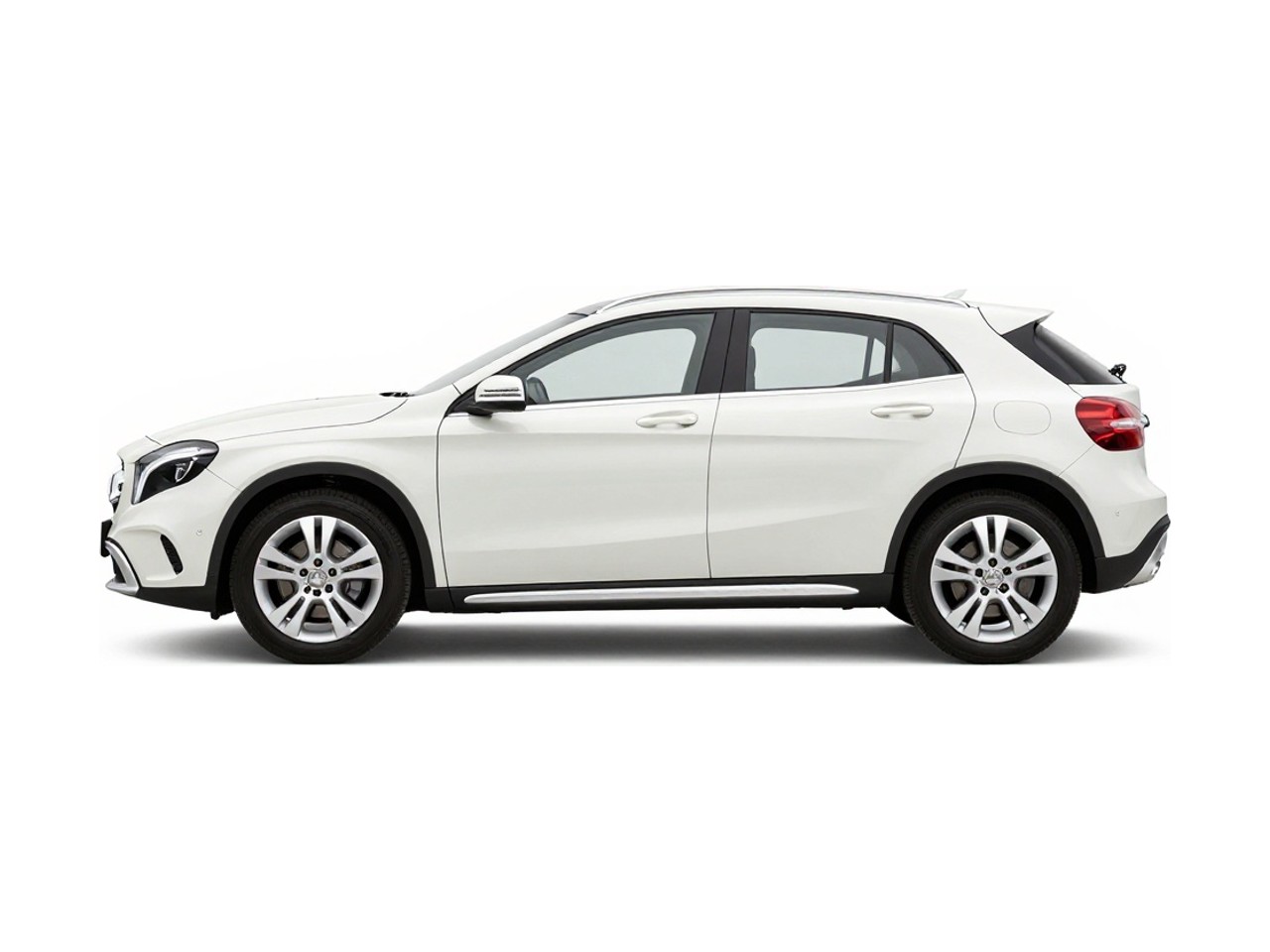 https://img.cruz.com/stock/2016/mercedes-benz/2016-mercedes-benz-gla-gla-250-4matic-cirrus-white