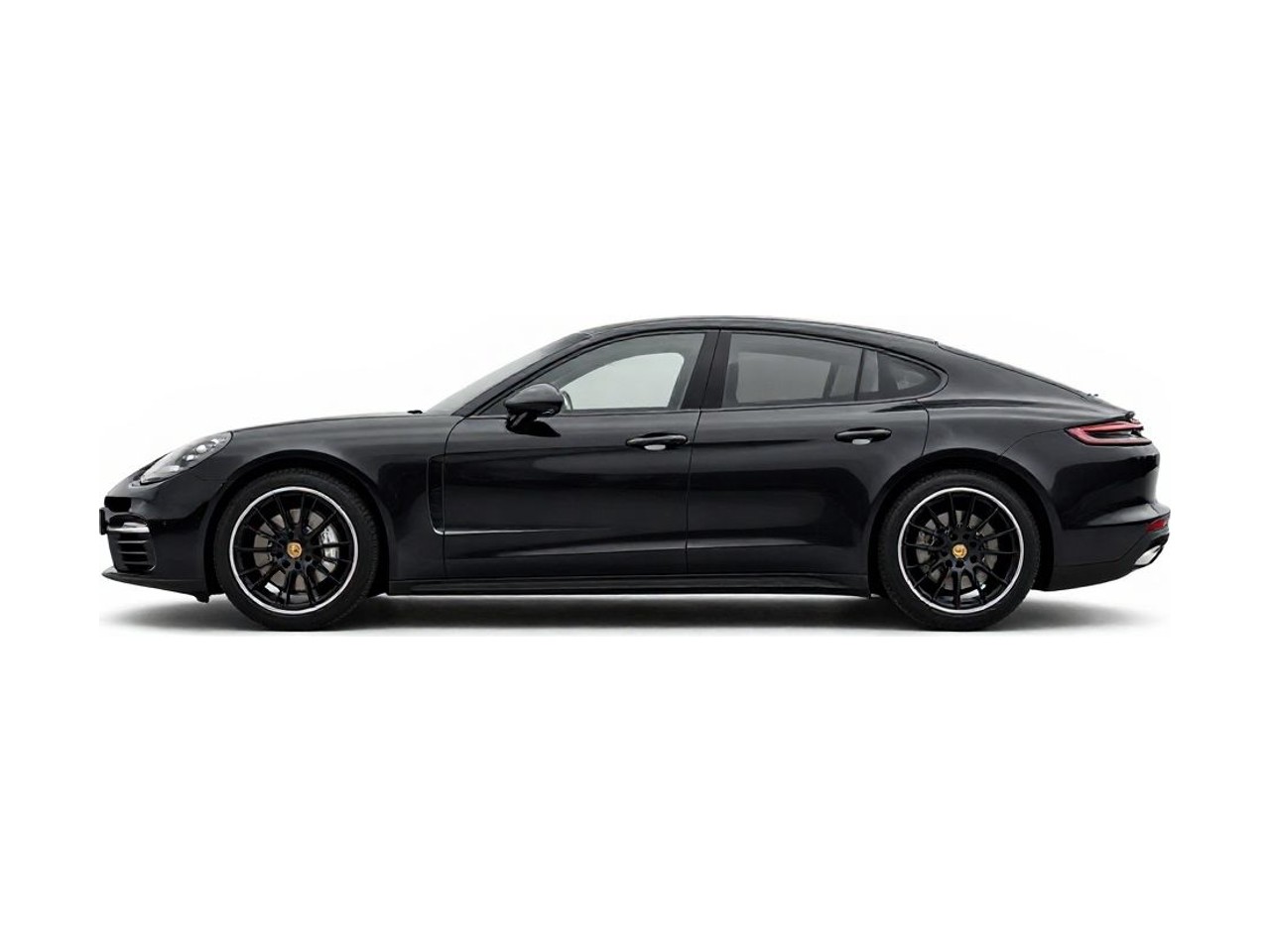 https://img.cruz.com/stock/2017/porsche/2017-porsche-panamera-4s-black