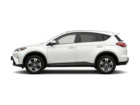 2017 Toyota RAV4 SE Photo