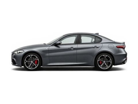 2018 Alfa Romeo Giulia Ti Lusso Photo