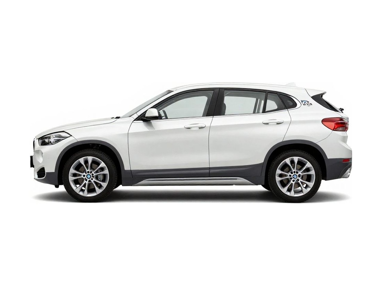 https://img.cruz.com/stock/2018/bmw/2018-bmw-x2-sdrive28i-alpine-white