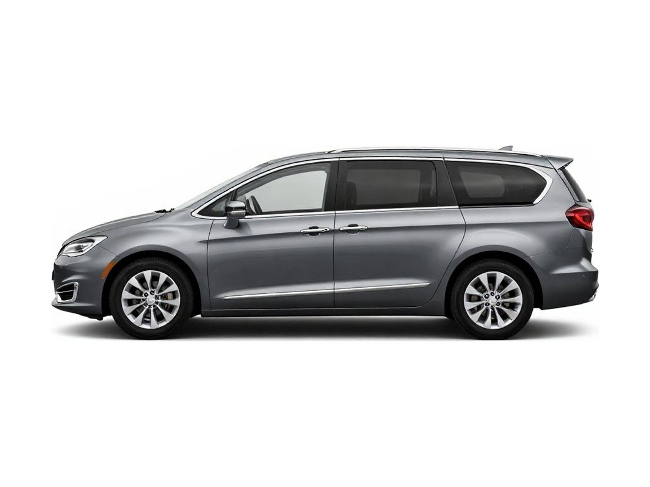 https://img.cruz.com/stock/2018/chrysler/2018-chrysler-pacifica-touring-plus-molten-silver