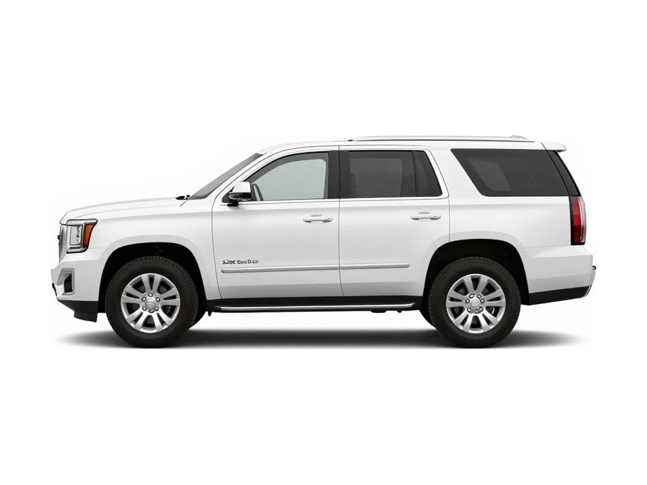 https://img.cruz.com/stock/2018/gmc/2018-gmc-yukon-xl-denali-white-frost-tricoat