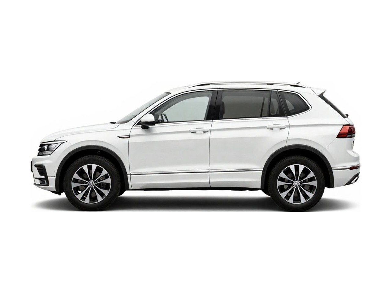 https://img.cruz.com/stock/2018/volkswagen/2018-volkswagen-tiguan-2.0t-sel-premium-4motion-pure-white