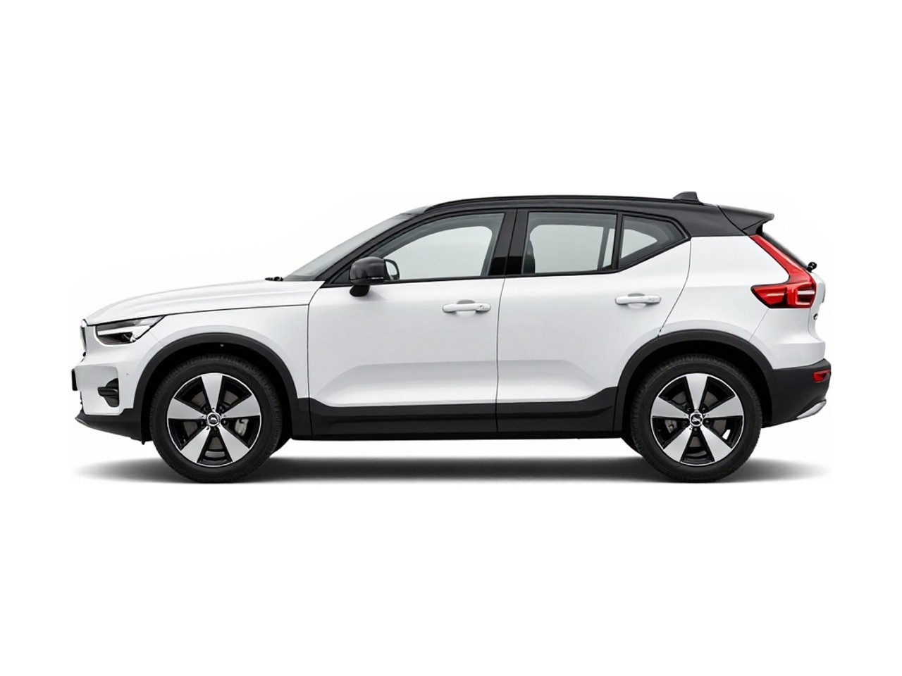 https://img.cruz.com/stock/2019/volvo/2019-volvo-xc40-t5-r-design-crystal-white-metallic-black-contrast