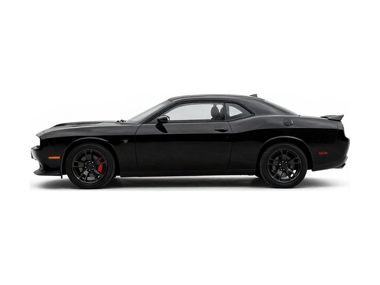 https://img.cruz.com/stock/2020/dodge/2020-dodge-challenger-sxt-pitch-black-clear-coat
